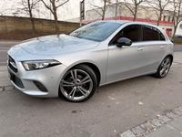 Mercedes-Benz A 180 SPORT/AUTOMA/LEDER/KAMERA/ASISS/LED/Ambien