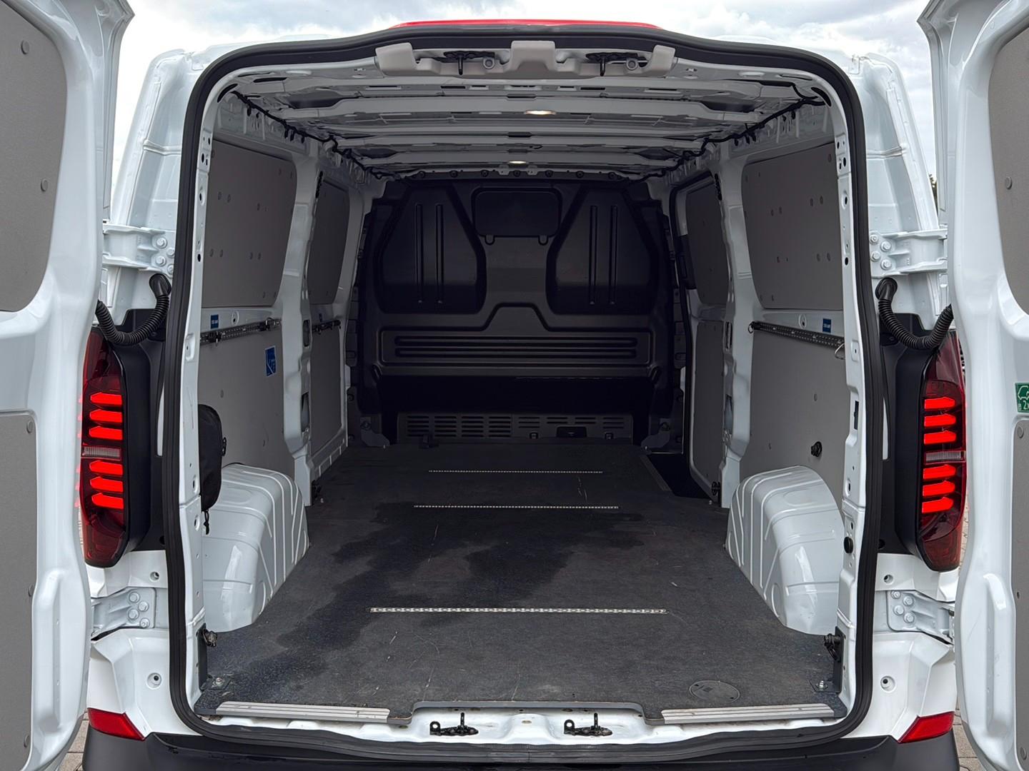 Volkswagen T7 Transporter Sitzheizung Klima RFK PDC VAHK, миниатюра 11