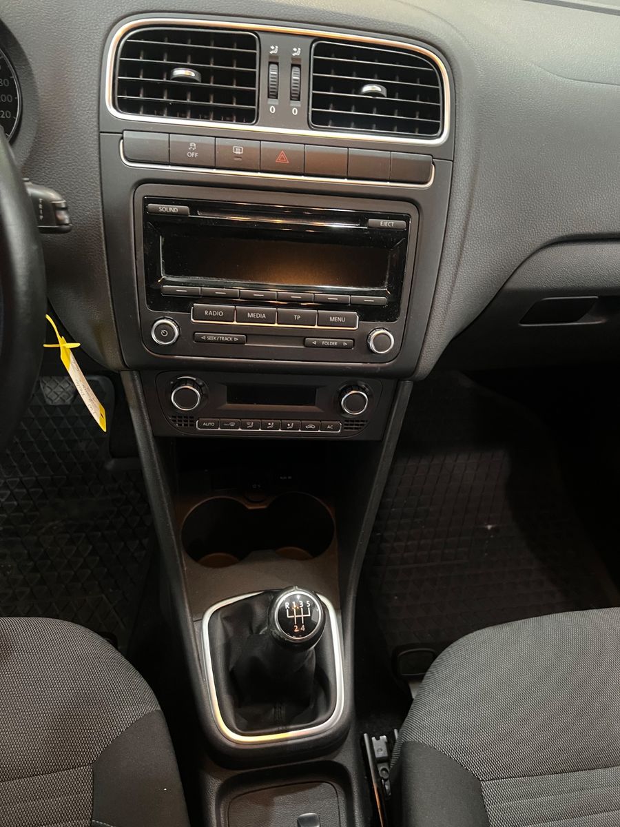 Fahrzeugabbildung Volkswagen Polo V 1.2 TSI  Comfortline