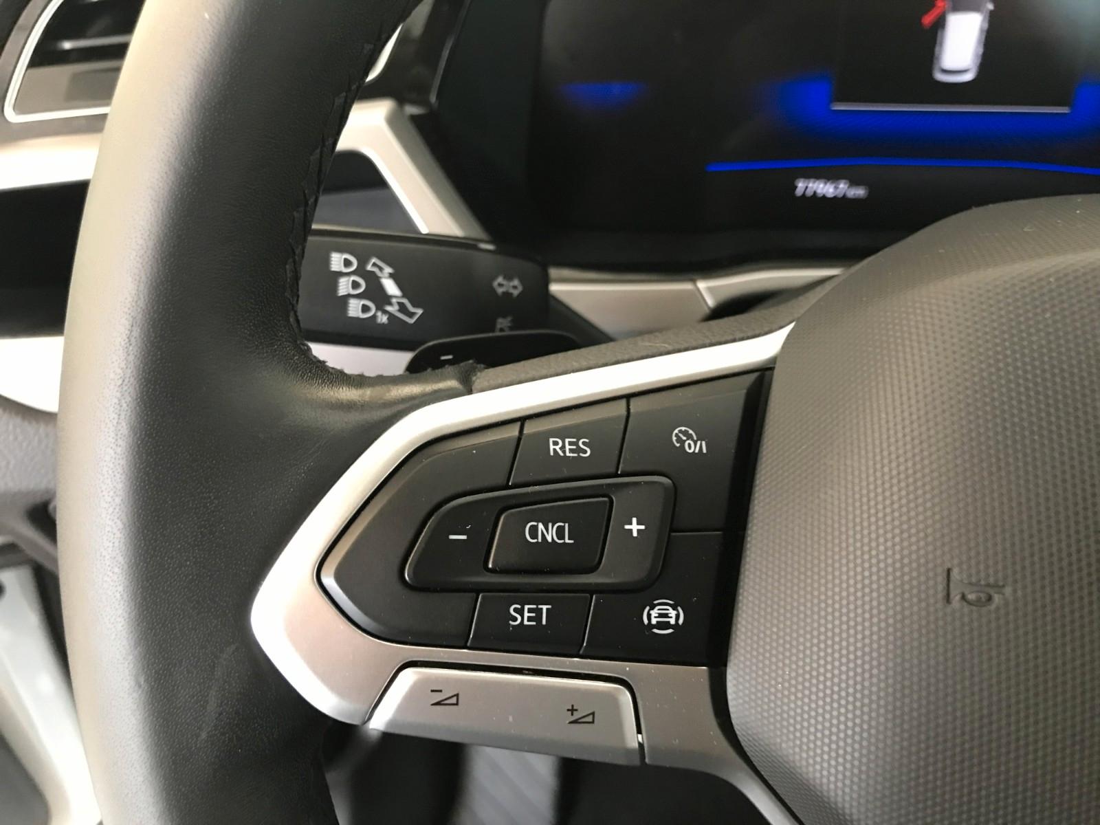 Volkswagen Touran 2.0 TDI SCR DSG STANDHEIZUNG PANO, миниатюра 20