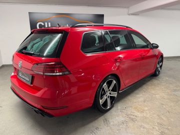 Volkswagen Golf - 4