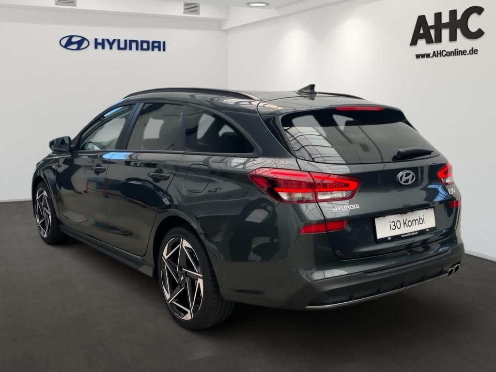 Fahrzeugabbildung Hyundai i30 Kombi 1.5 T-GDI 7-DCT N-Line