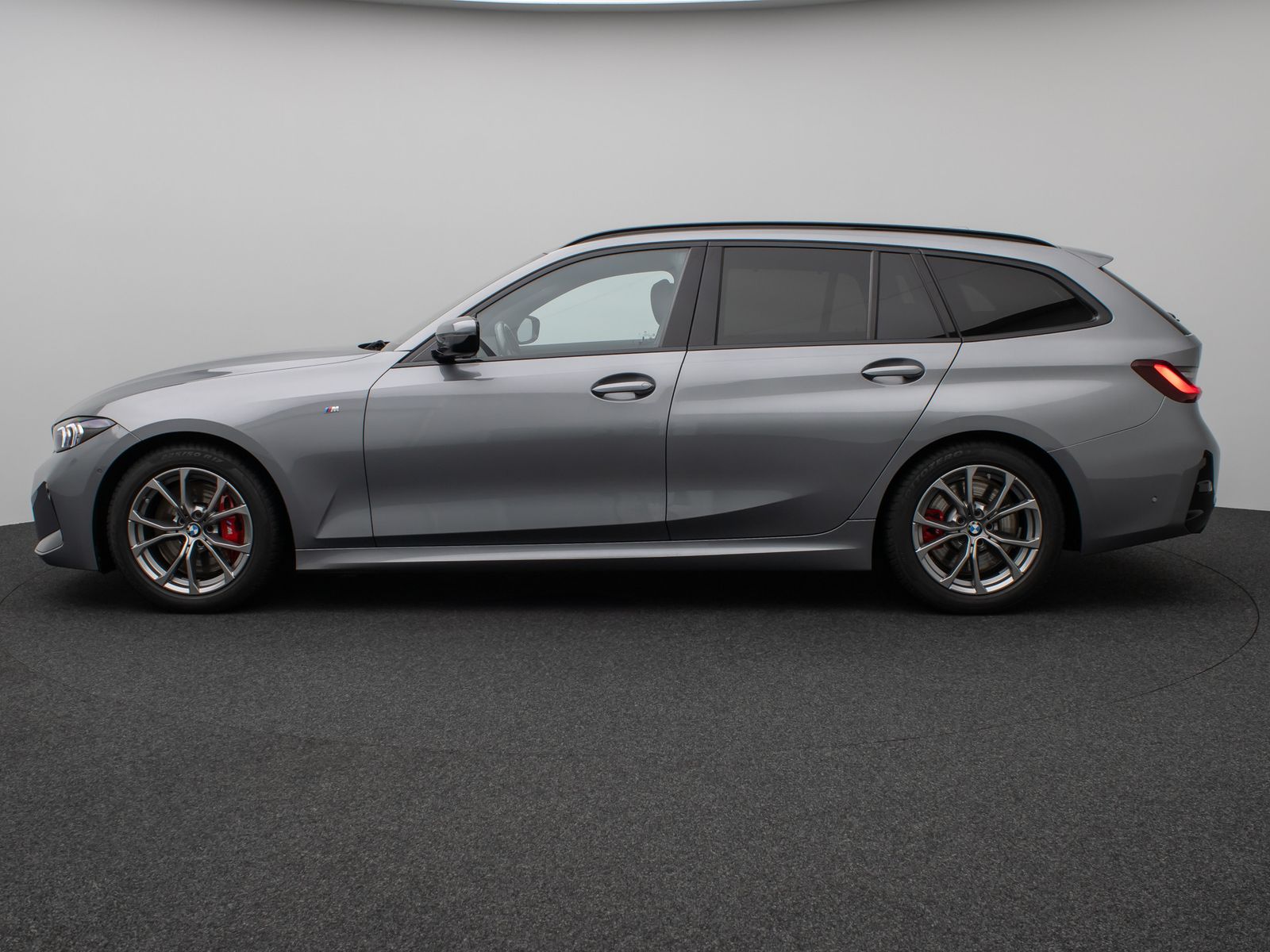 Fahrzeugabbildung BMW 330d M Sport Pro Panorama Kamera DAB H/K HUD