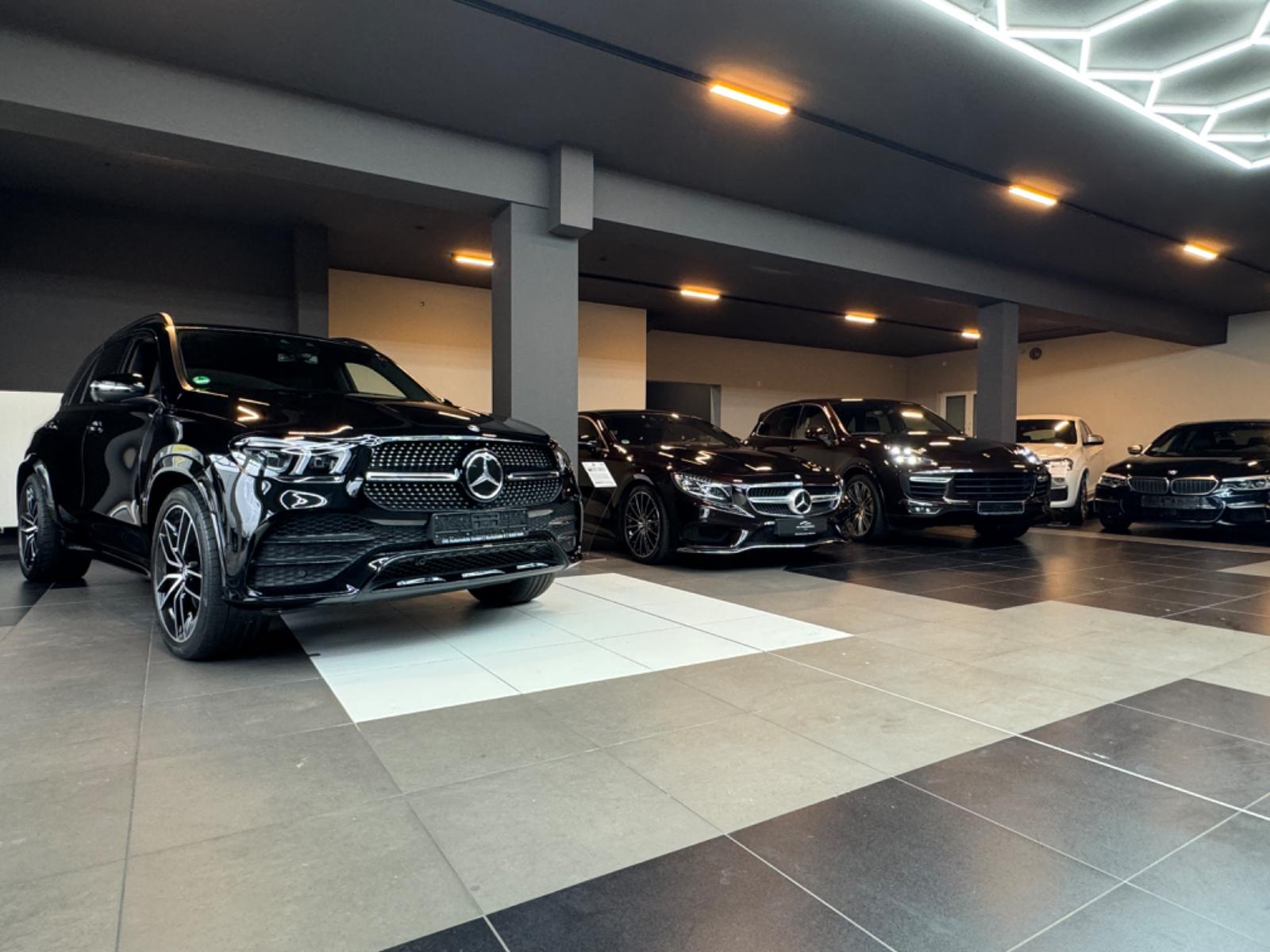 showroom-image-main