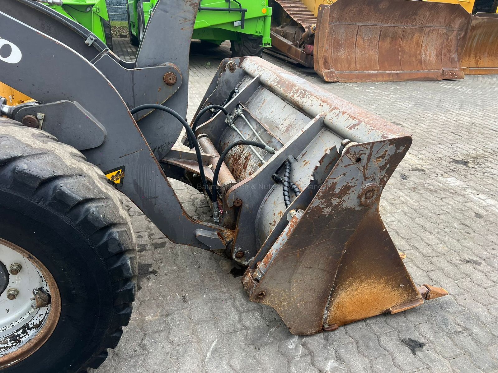 Fahrzeugabbildung Volvo Volvo L30B