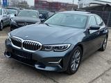 BMW 330d*Luxury Line*LED*ACC*NAVI*HGSD*SSD*LE - BMW 330 in Bonn