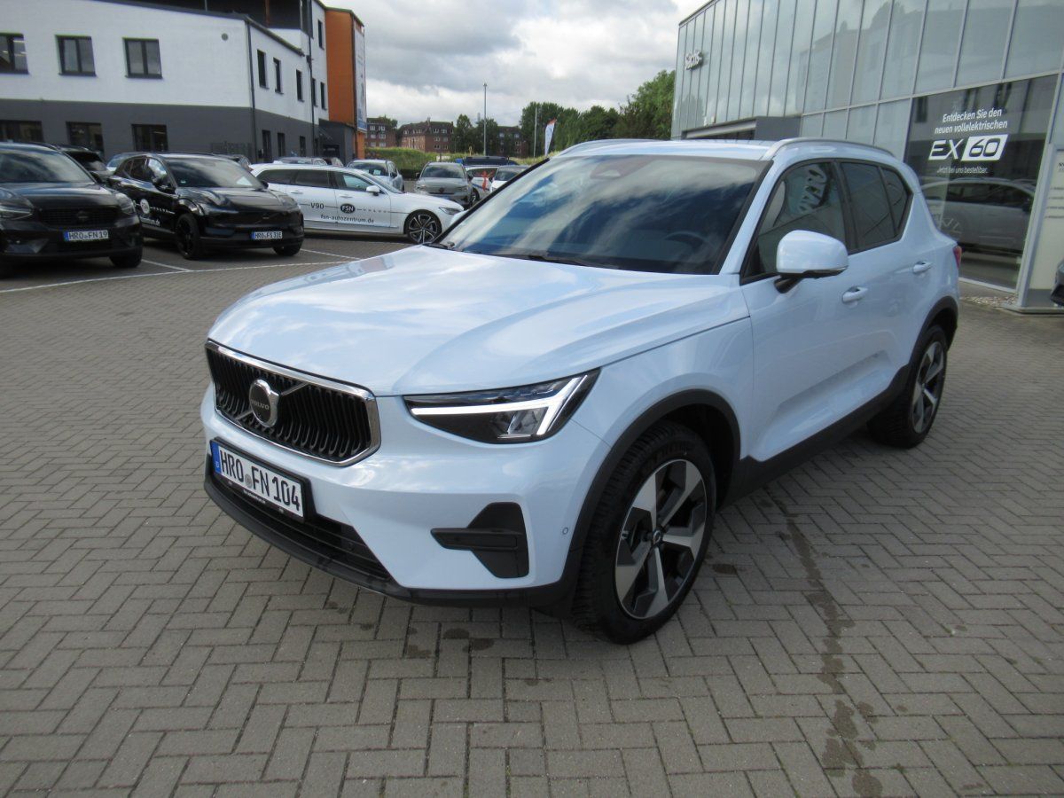 Volvo XC40 B3 Benzin Core Automatik imagem 2