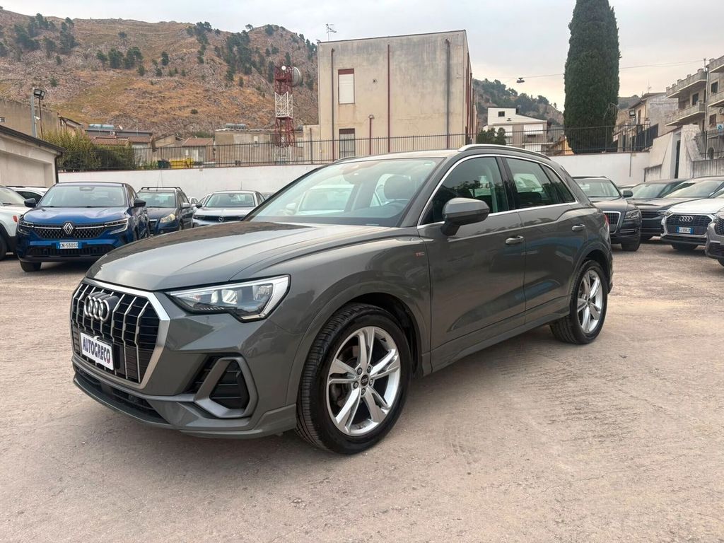 Image of Audi Q3