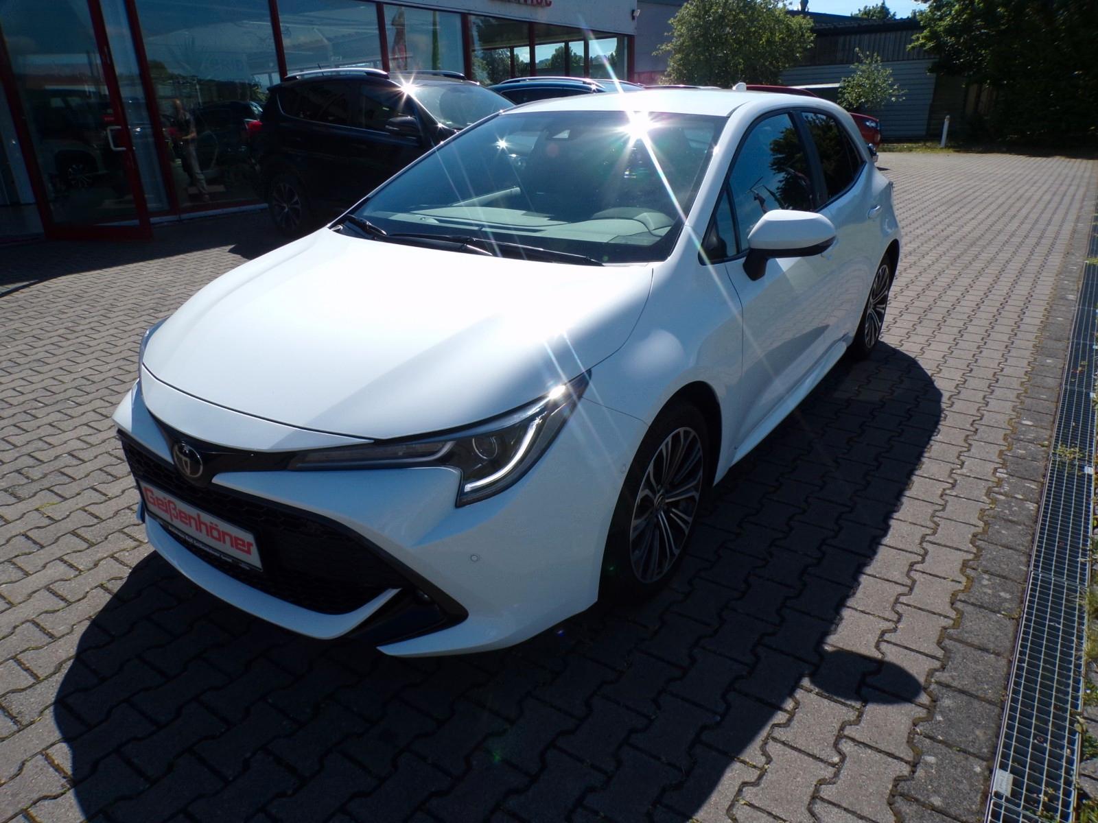 Toyota Corolla 1,2 Turbo 5 T Team D wenig KM