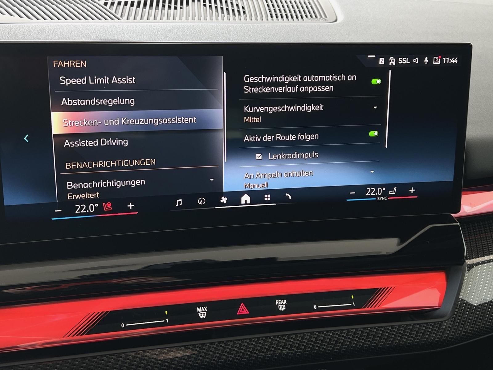 BMW 530e xDrive Touring M-Pro ACC 360° AHK Pano H/K