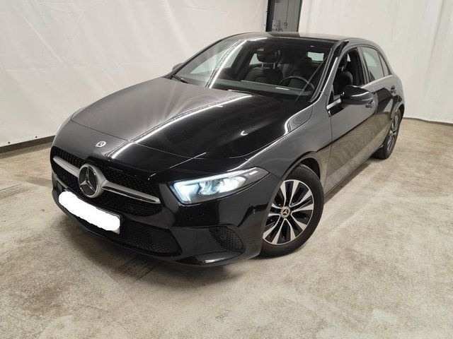 Mercedes-Benz A180d NAVI/LED/SHZ/LEDER/PDC+CAM