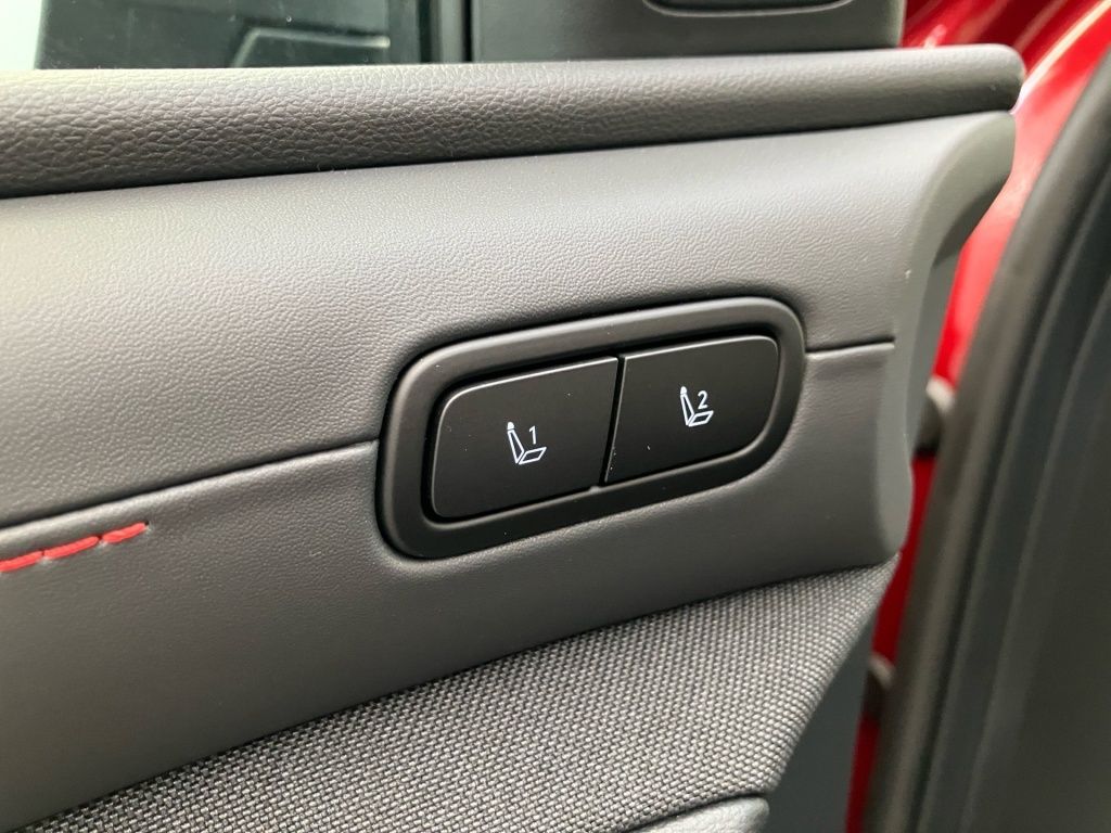 Fahrzeugabbildung Hyundai TUCSON 1.6 T-GDI 4WD 7-DCT N-Line 2xKlima 360