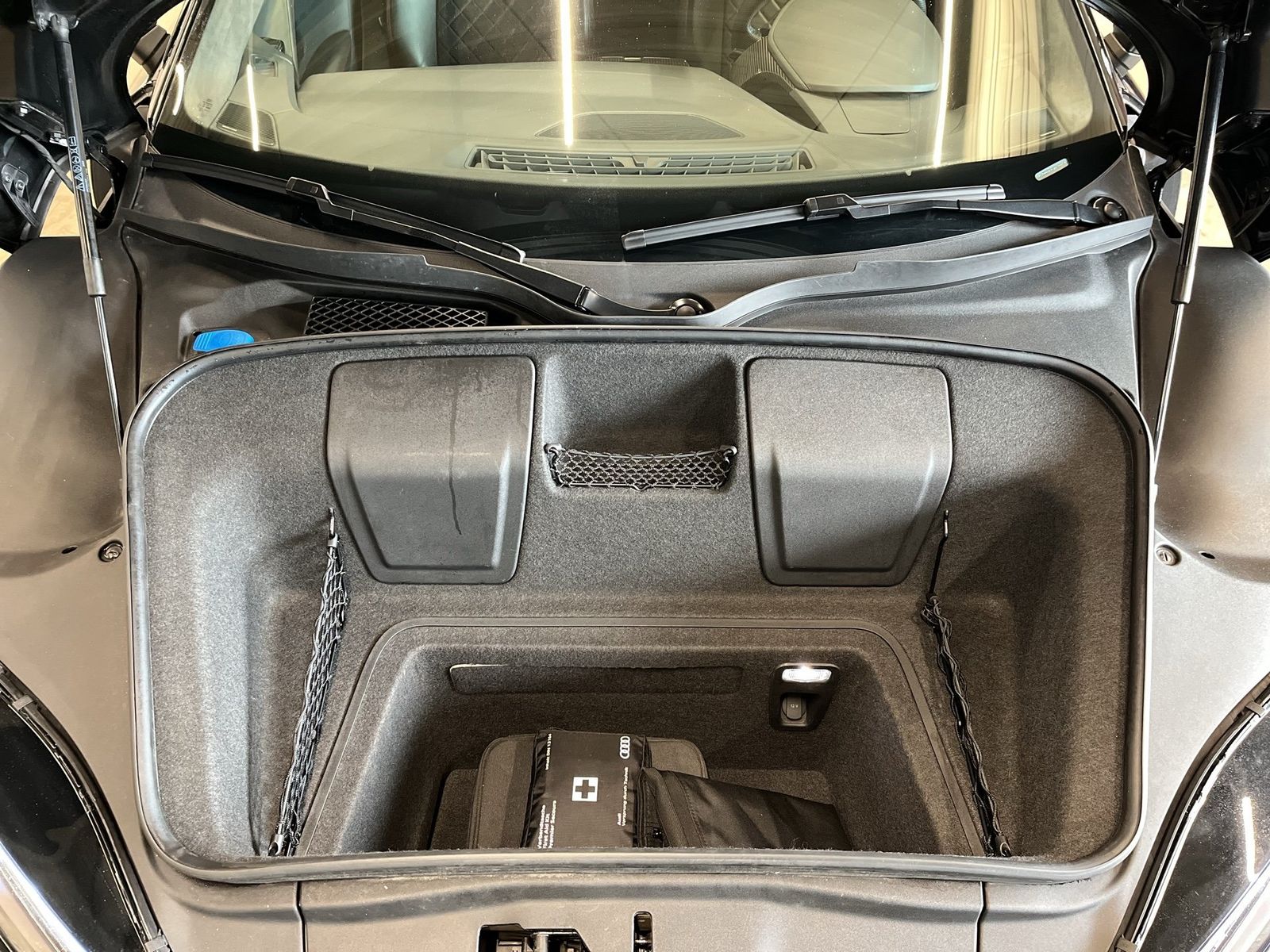 Audi R8 - Bild 11