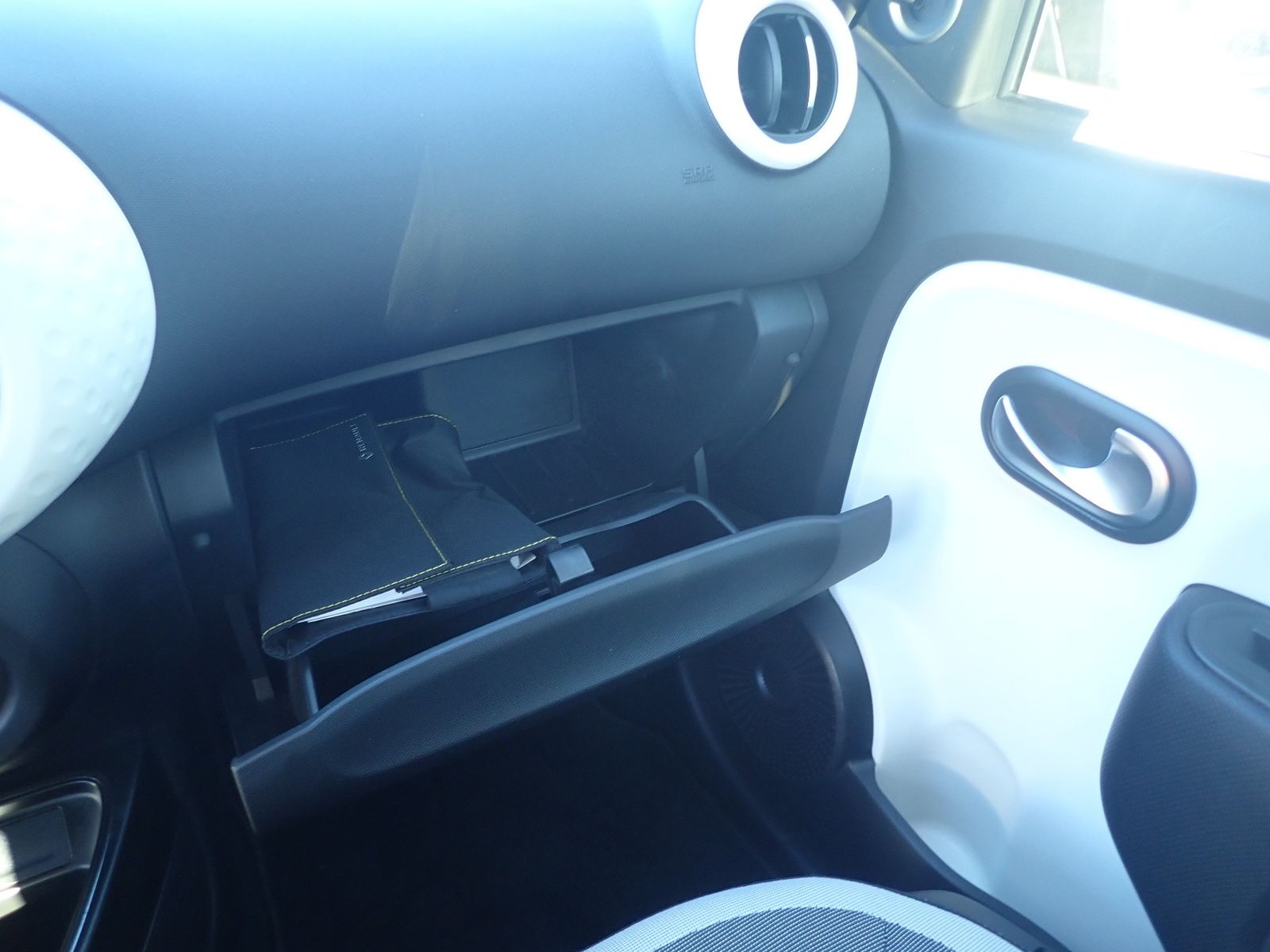 Fahrzeugabbildung Renault Twingo Limited SCe 75