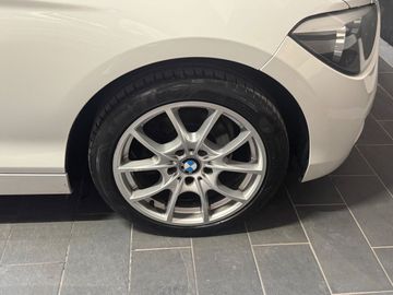 BMW 114 - 11