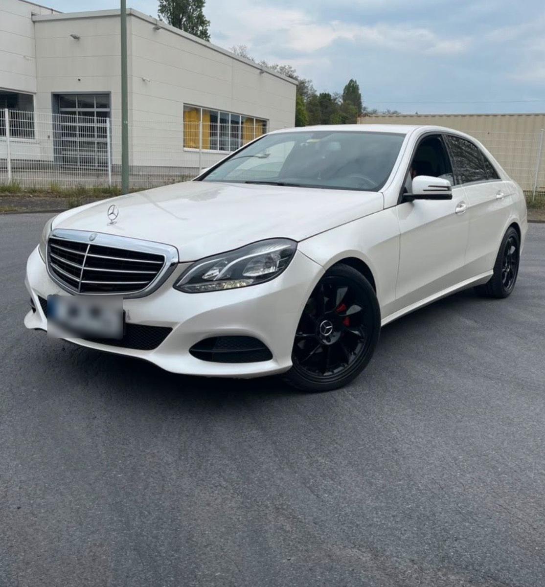 Mercedes-Benz E 200