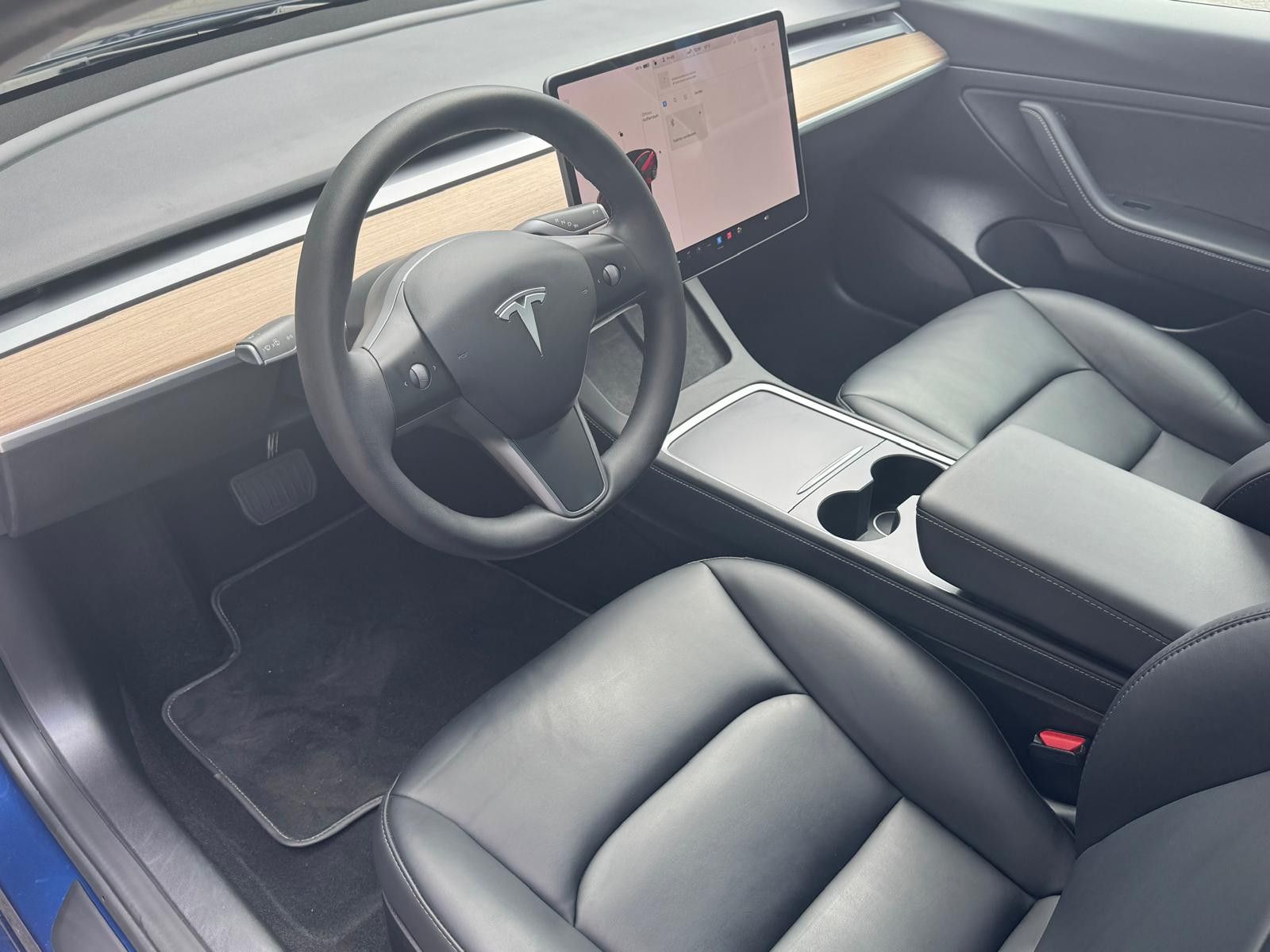 Fahrzeugabbildung Tesla Model 3 RWD PANO+LED+NAVI+SHZ+KAMERA+ACC+WP