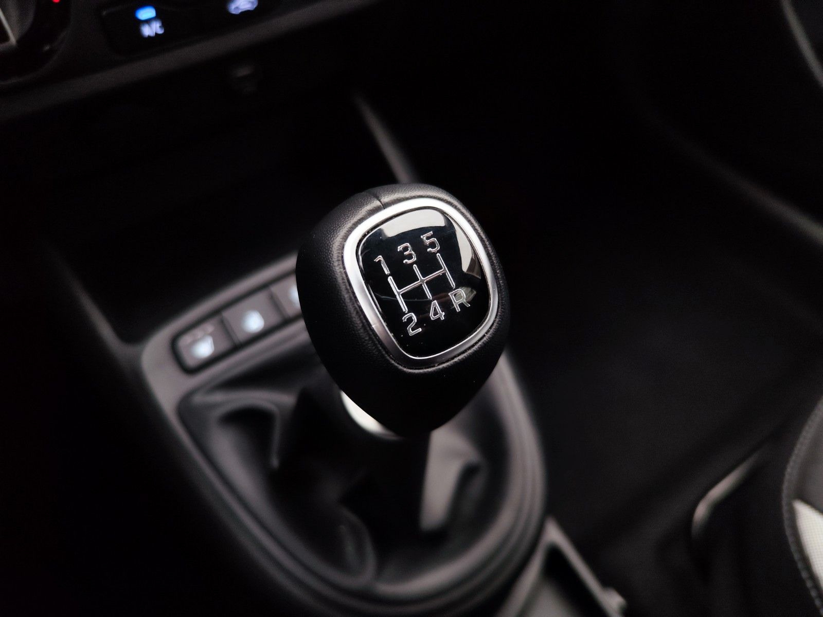 Fahrzeugabbildung Hyundai i10 Select Sitzheizung Lenkradheizung