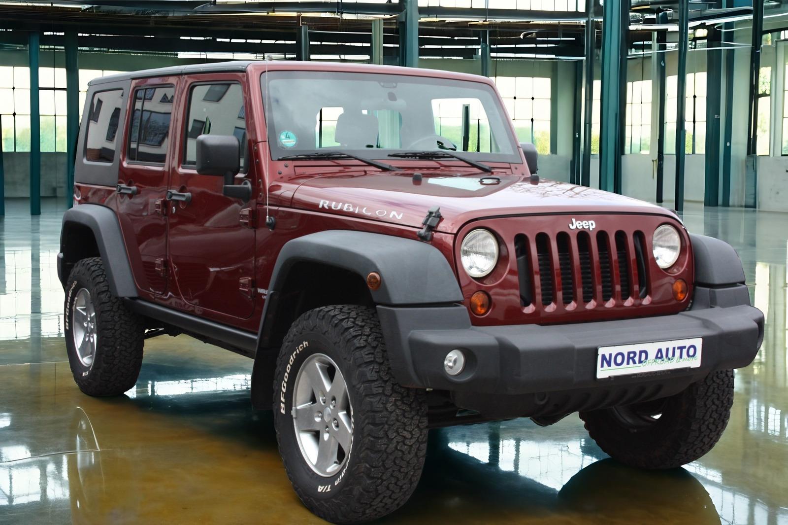 Jeep Wrangler Unlimited 2.8 CRD Sahara | 177 ch | BVA | Hard-top amovible | GPS | Apple CarPlay | Attelage | Régulateur