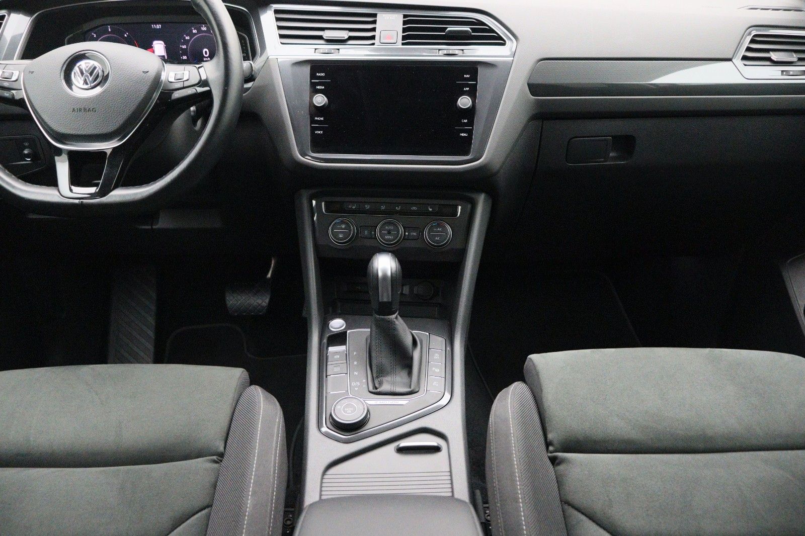 Fahrzeugabbildung Volkswagen Tiguan Allspace Highline 4M ACC Panorama Kamera
