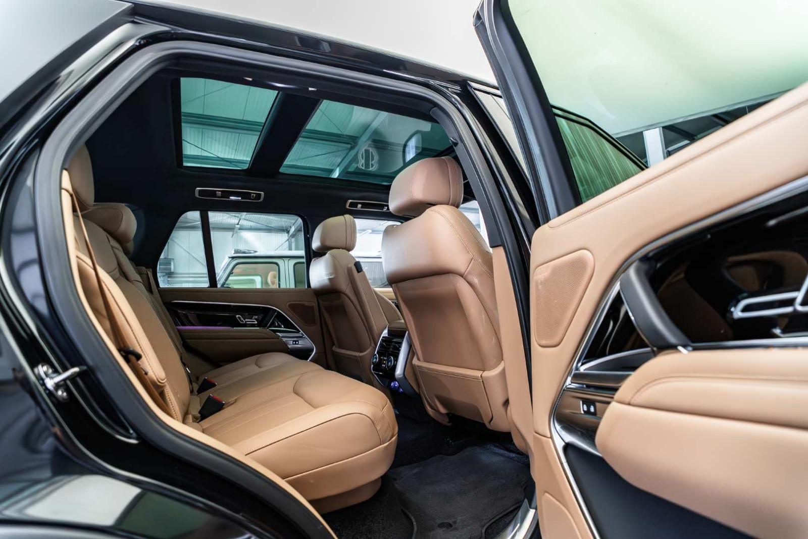 Land Rover Range Rover P460e HSE / Pano / L.Brown / Shadow