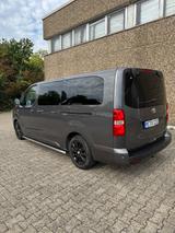 Toyota Proace (Verso) 2,0-l-D-4D 130kW L2 Vollaustatung - Toyota Proace (Verso) Gebrauchtwagen in Düsseldorf
