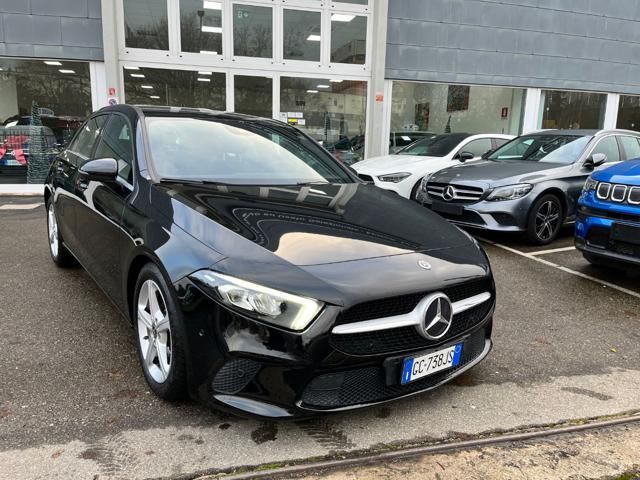 Mercedes-Benz MERCEDES-BENZ A 180 d Automatic Business Extra