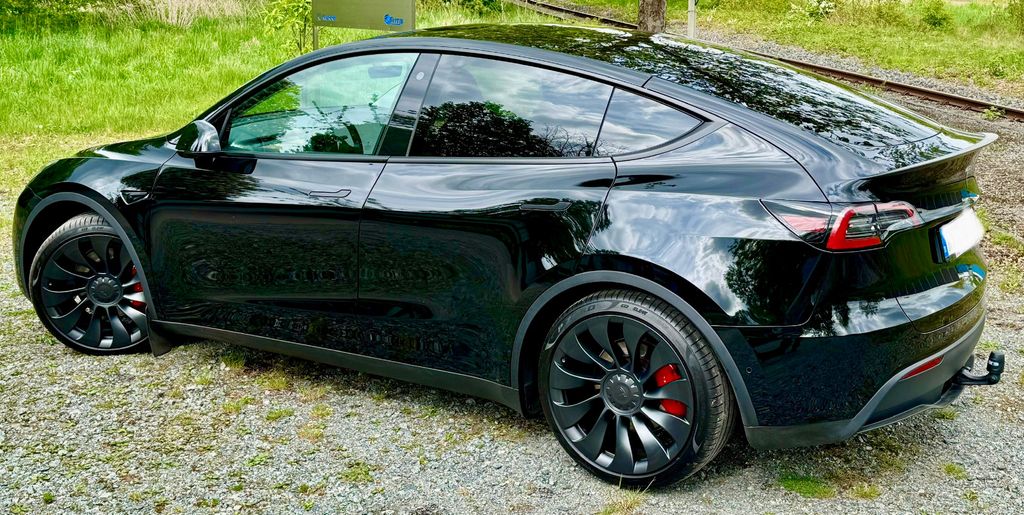 Image of Tesla Model Y