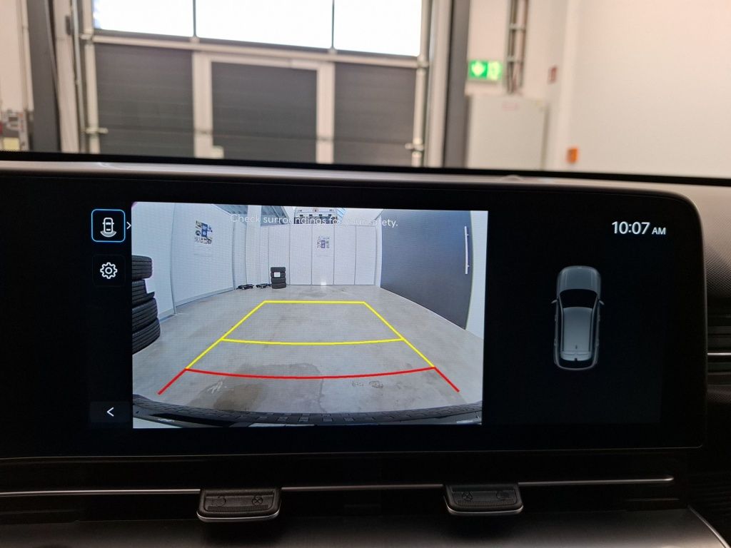 Fahrzeugabbildung Hyundai KONA EV 2WD 65kWh Trend 2xKlima AUT Akustikglas