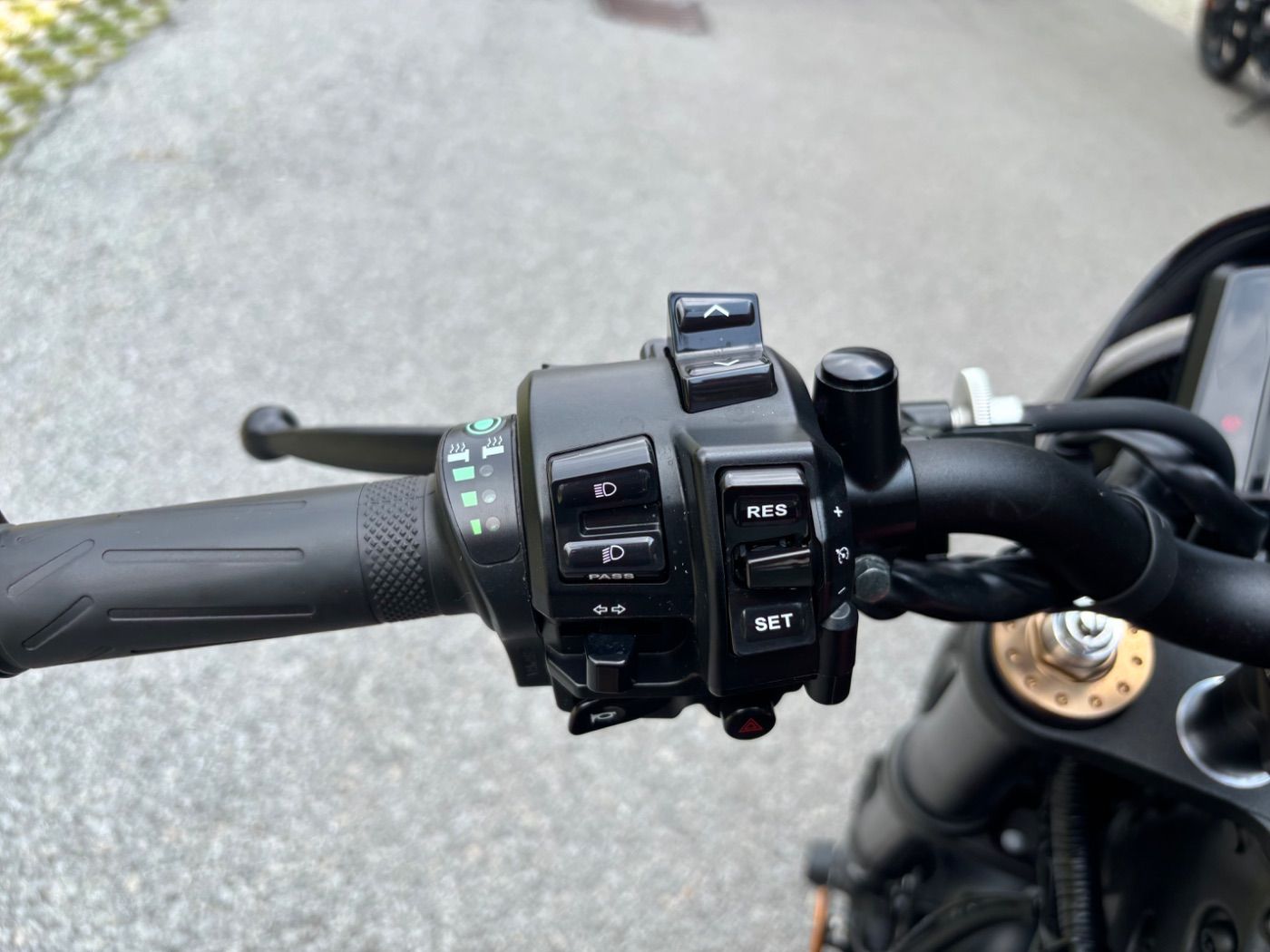 Fahrzeugabbildung Yamaha XSR 900 viel Zubehör!