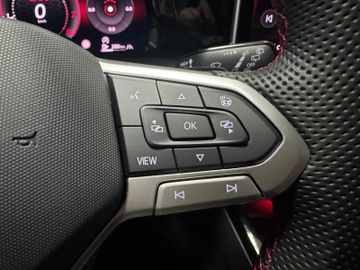 Volkswagen Golf VIII Lim. 2.0 TSI GTI Matrix19 ZollACC