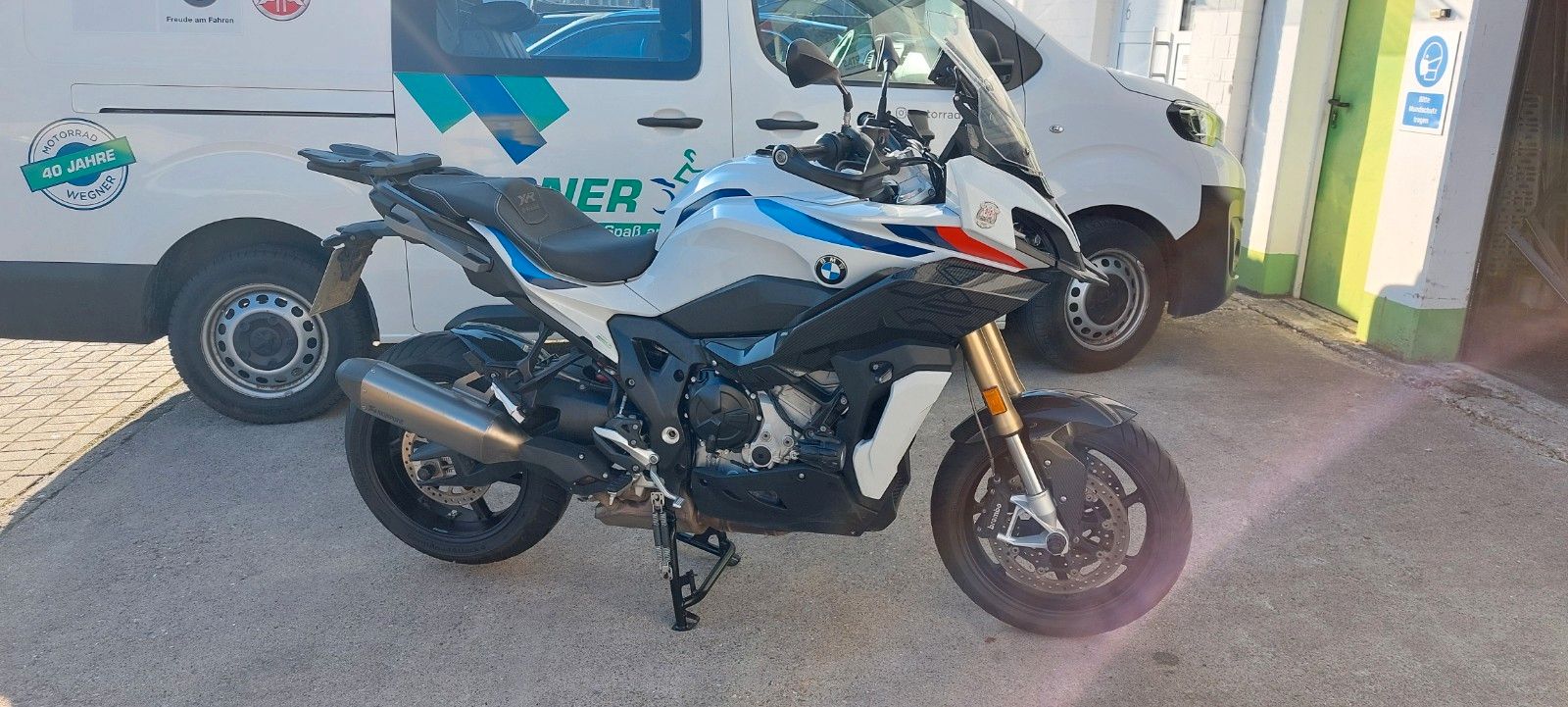 Fahrzeugabbildung BMW S 1000 XR M-Paket/ Carbonpaket Schmiederäder