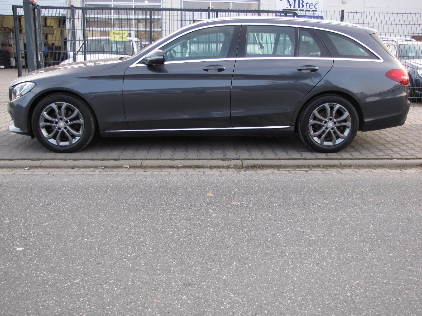 Mercedes-Benz C 180 Avantgarde  MB-S-Heft Service NEU 2.500,-€
