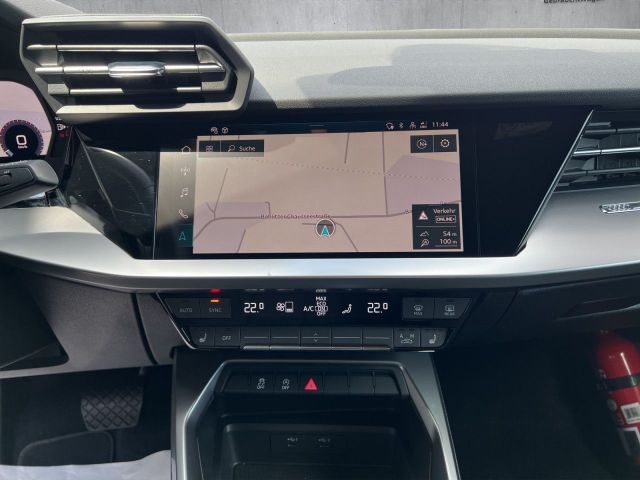 A3 Sportback 35 1.5 TFSI S Bluetooth Navi LED