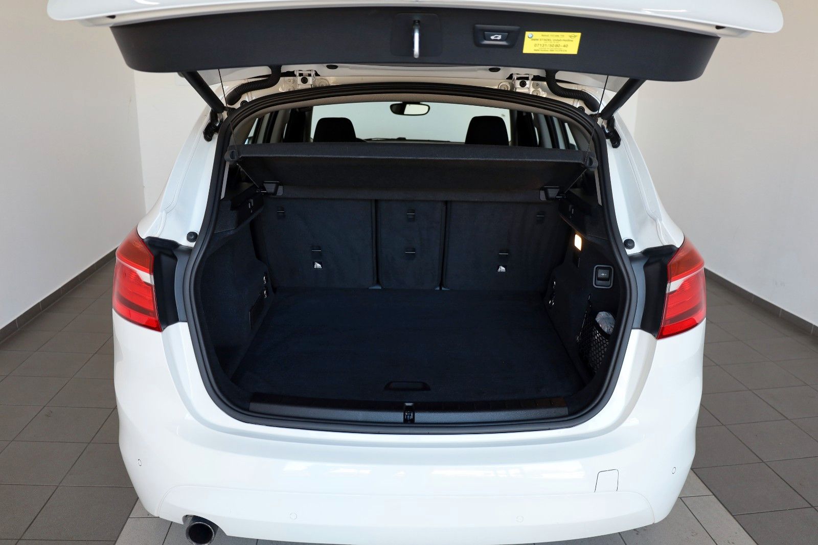 Fahrzeugabbildung BMW 225xe Active Tourer Advantage Navi,LED,SH,PDC