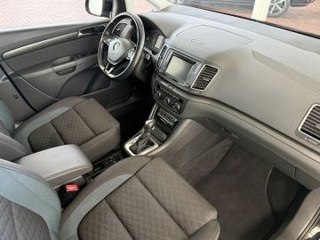 Volkswagen Sharan 2.0TDI XENON PANORAMA ACC DCC 7 SITZ AHK
