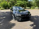 BMW 730d M-Sportpaket ACC Kamera 20 M Felgen  - gebrauchte BMW 730 aus dem Jahr 2018