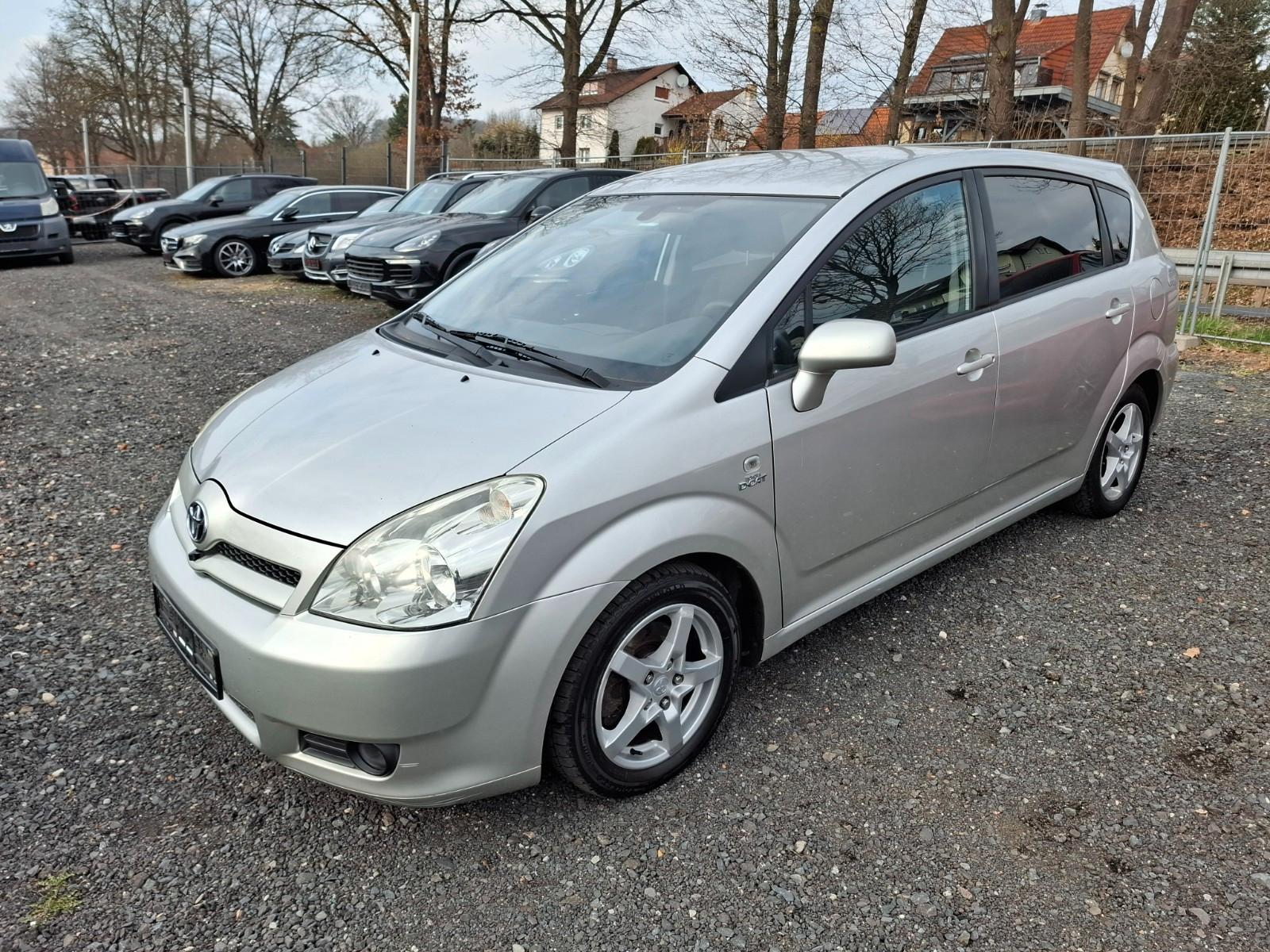 Toyota Corolla Verso 2.2 D-CAT Executive Klima Kamera