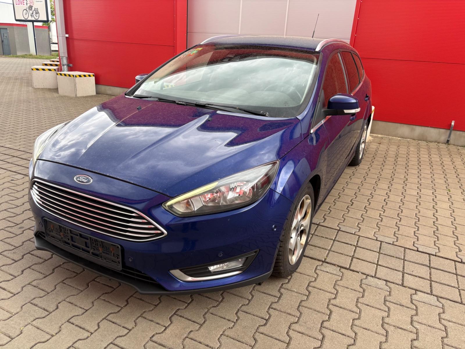 Ford Focus 2,0TDCi AUTOMATIK/NAVI/LED/ALU/PDC