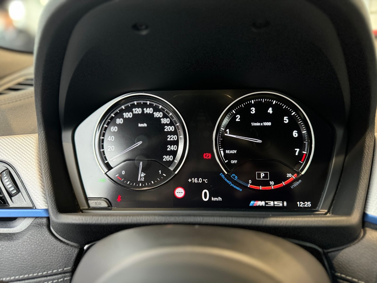 Fahrzeugabbildung BMW X2 M35 i Allrad M Sport HUD LED NAV SHZ