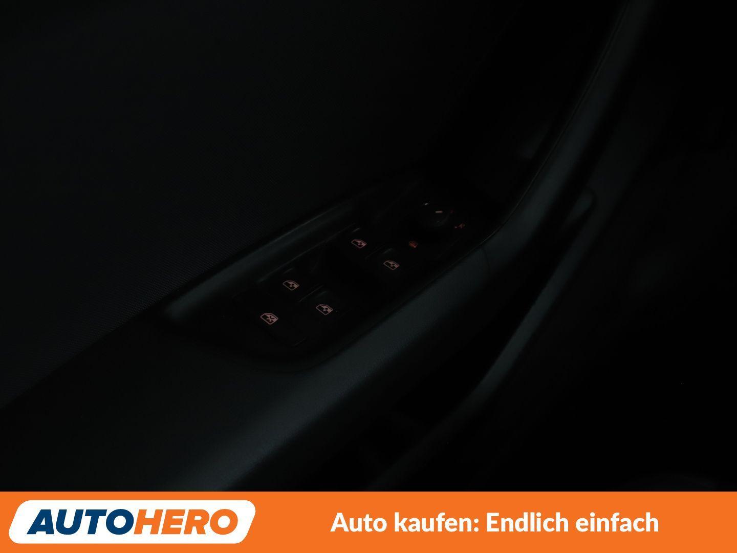 Audi A1 Sportback 30 TFSI Aut.*LED*TEMPO*PDC*SHZ*