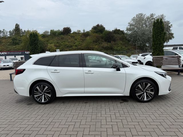 Toyota Corolla Touring Sports Hybrid Teamplayer