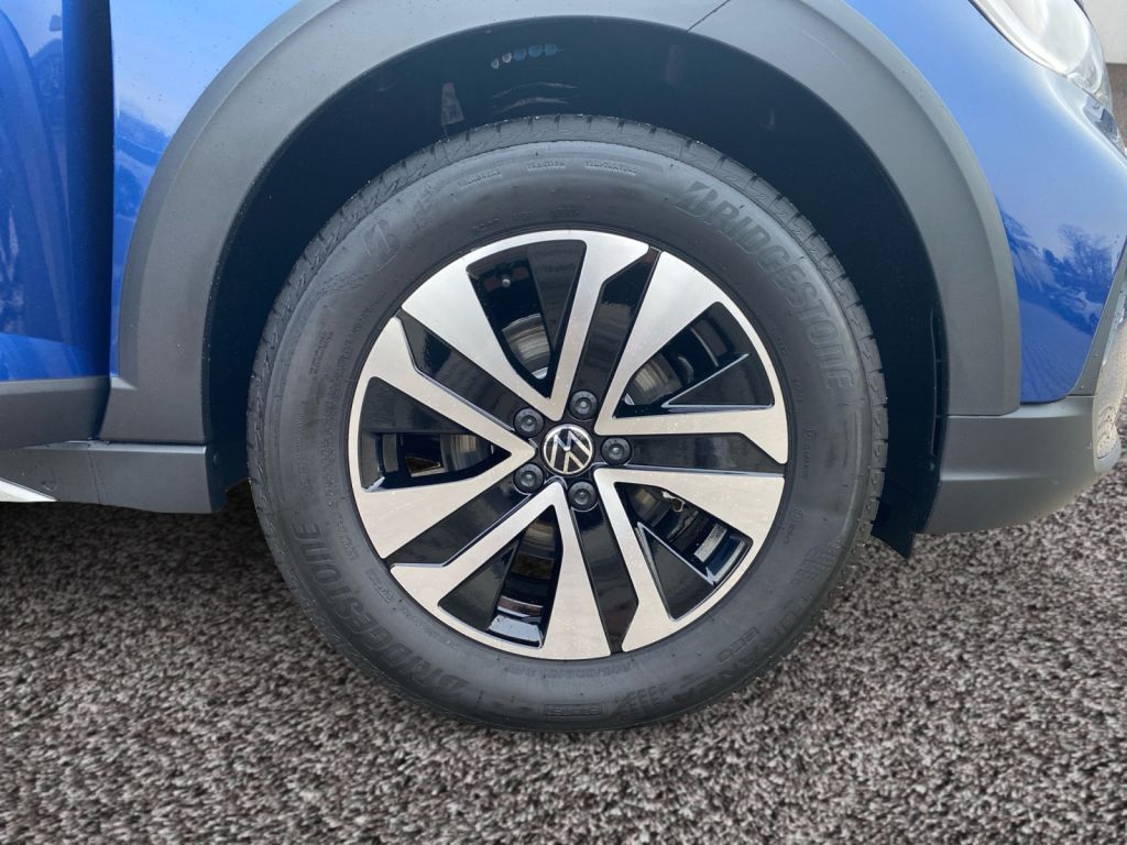 Fahrzeugabbildung Volkswagen Taigo 1.5 TSI DSG Life Energy 5 JahreNW Garantie