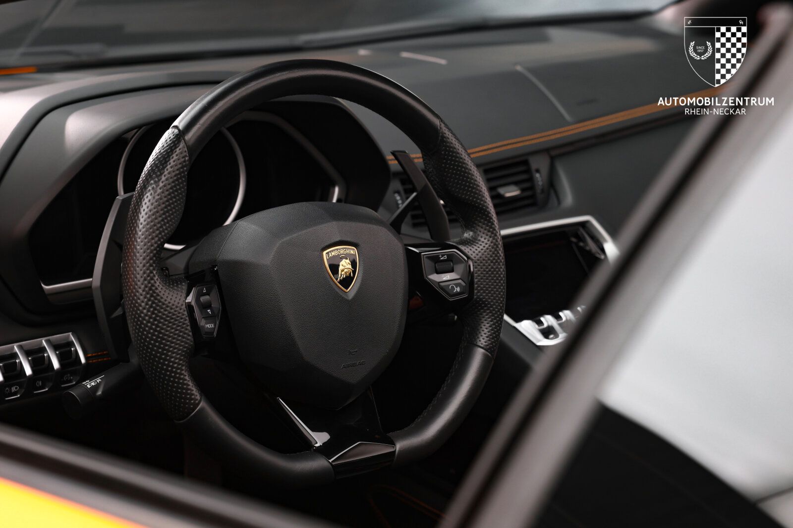 Lamborghini Aventador - Bild 31