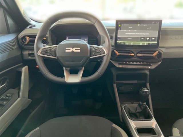 Fahrzeugabbildung Dacia Duster EXTREME TCE 130 4X2 digitales Cockpit App