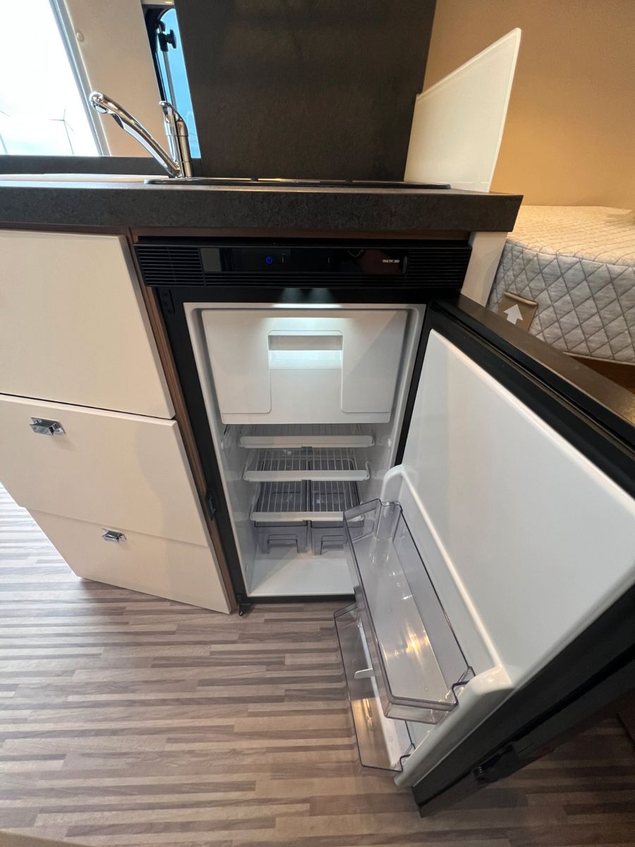 Fahrzeugabbildung Malibu Malibu Van compact 600 LE