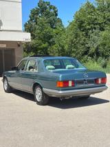 Mercedes-Benz 380 SE /Schiebedach/H-Kennzeichen - Mercedes-Benz 380 mit Benzin-Antrieb: Automatik