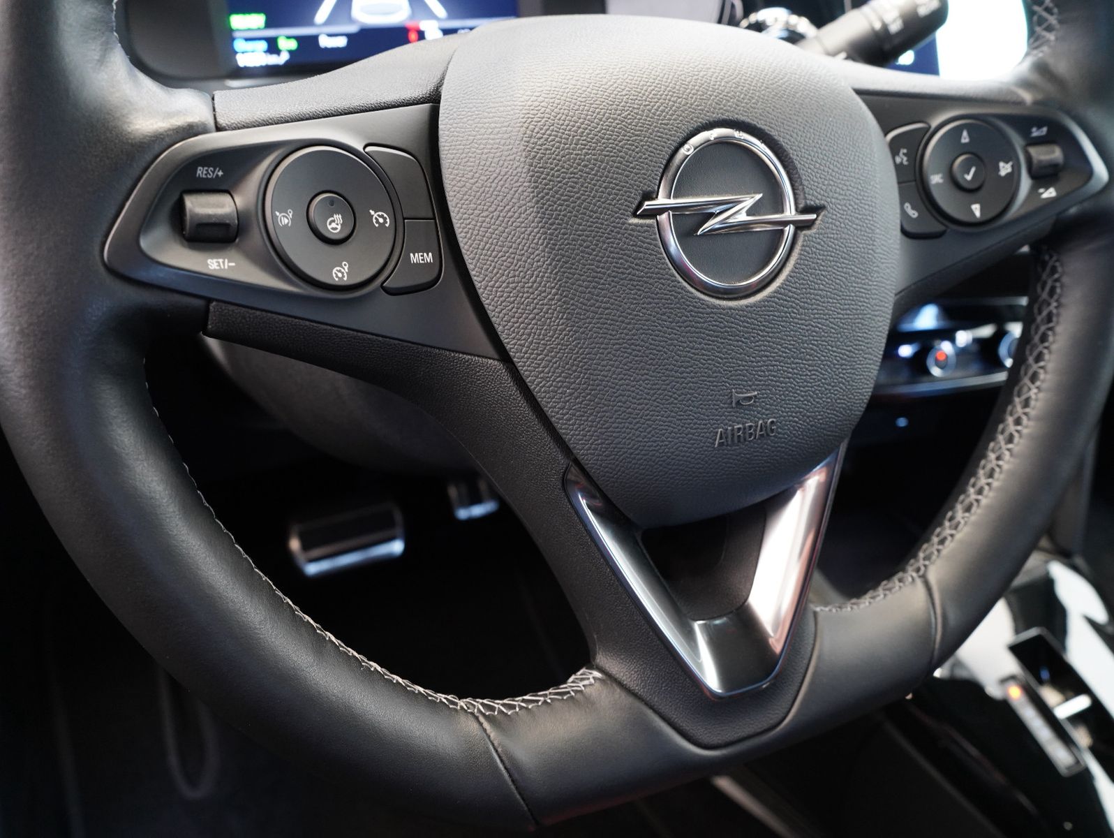 Fahrzeugabbildung Opel Corsa F e GS Line NAVI/KAMERA/11KW/SOH