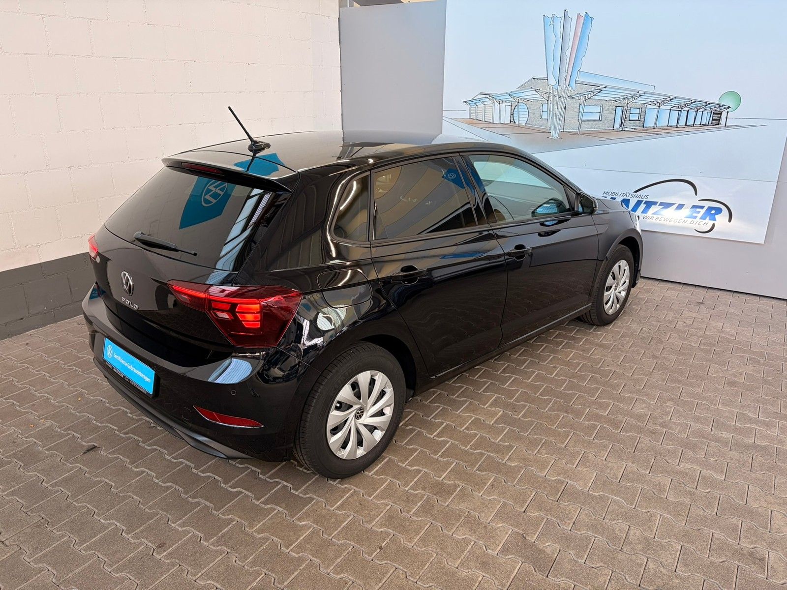 Fahrzeugabbildung Volkswagen Polo Life 1.0 TSI +Navi + IQ.Drive + Climatronic