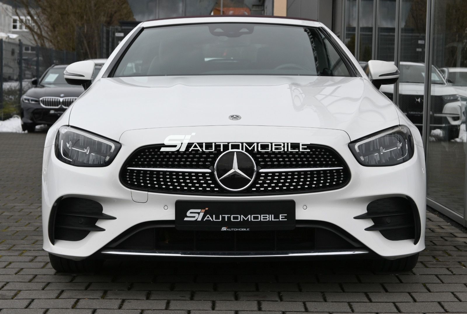 Fahrzeugabbildung Mercedes-Benz E 220 d Cabrio 2x AMG °ACC°STANDHEIZUNG°8-FACH°